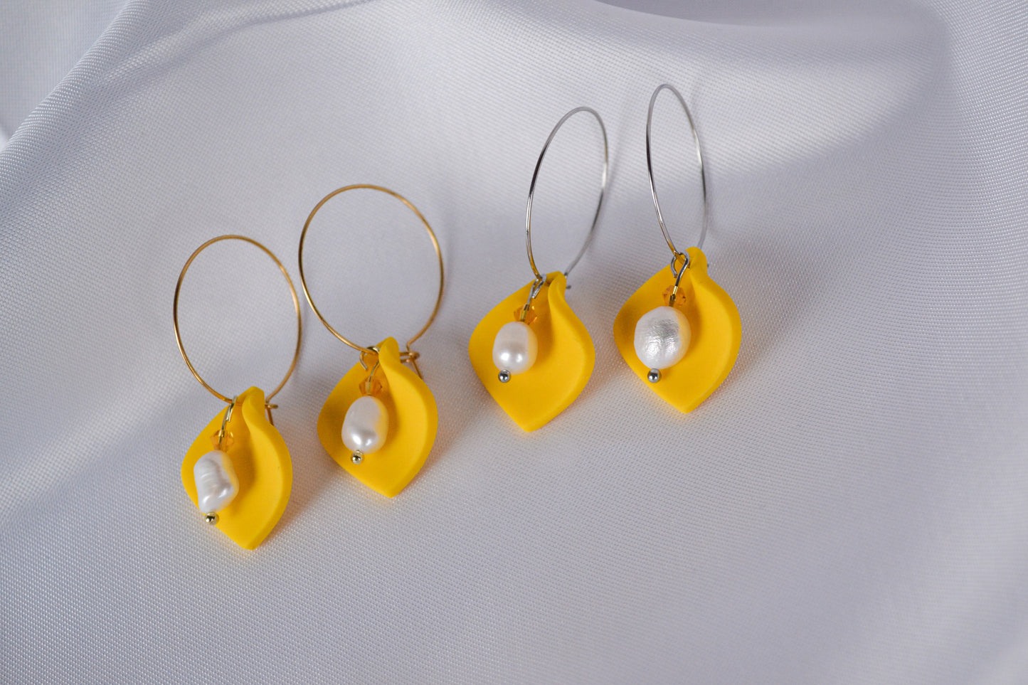Leyla hoop earrings in yellow
