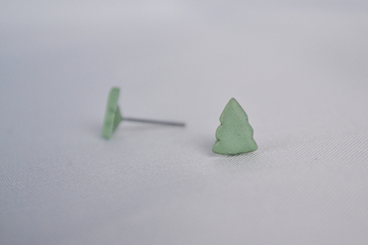 Christmas tree earrings