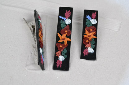 Hair clip in black with autumn flowers